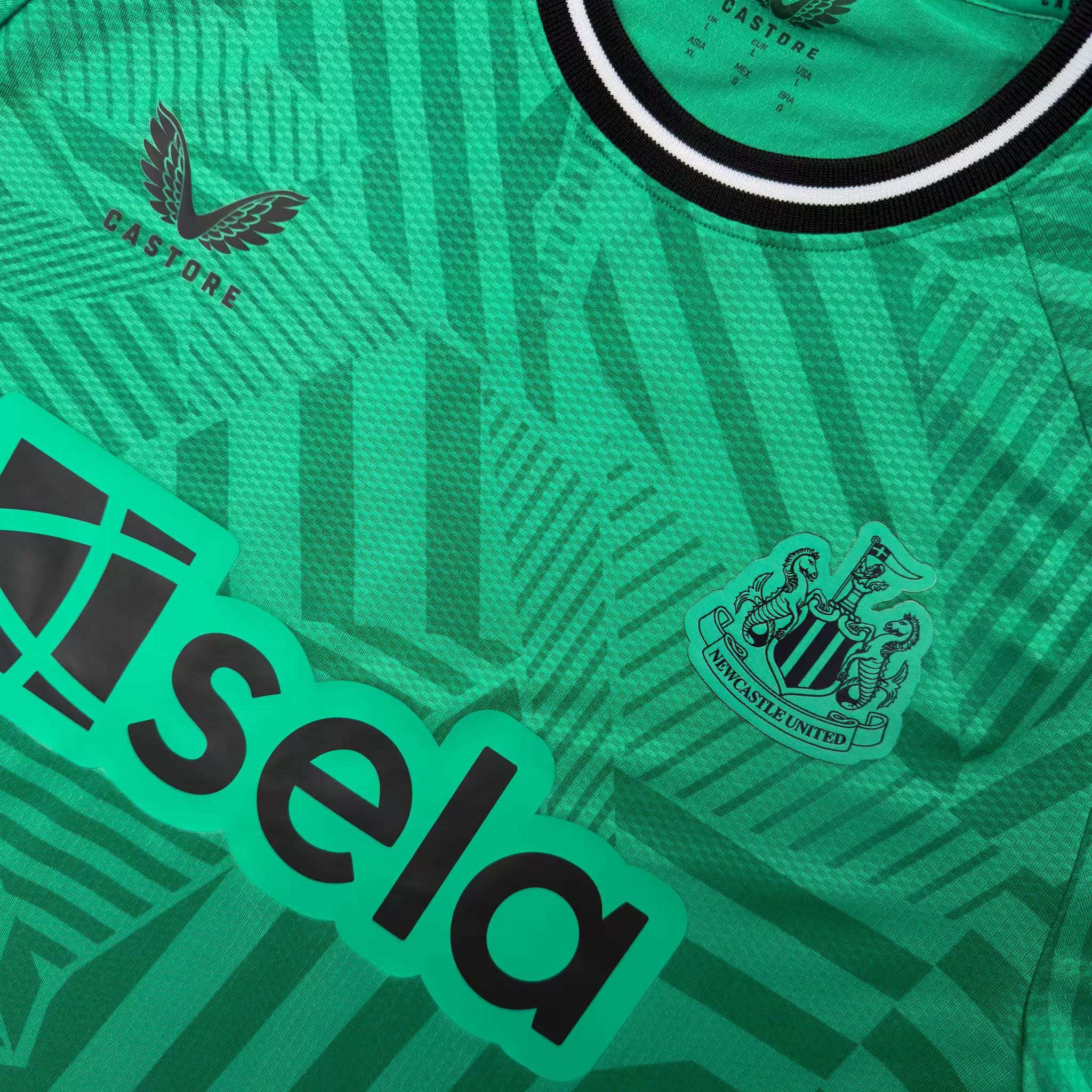 Newcastle United 2023/24 Authentic Auswärtstrikot | Isak #14 | Castore