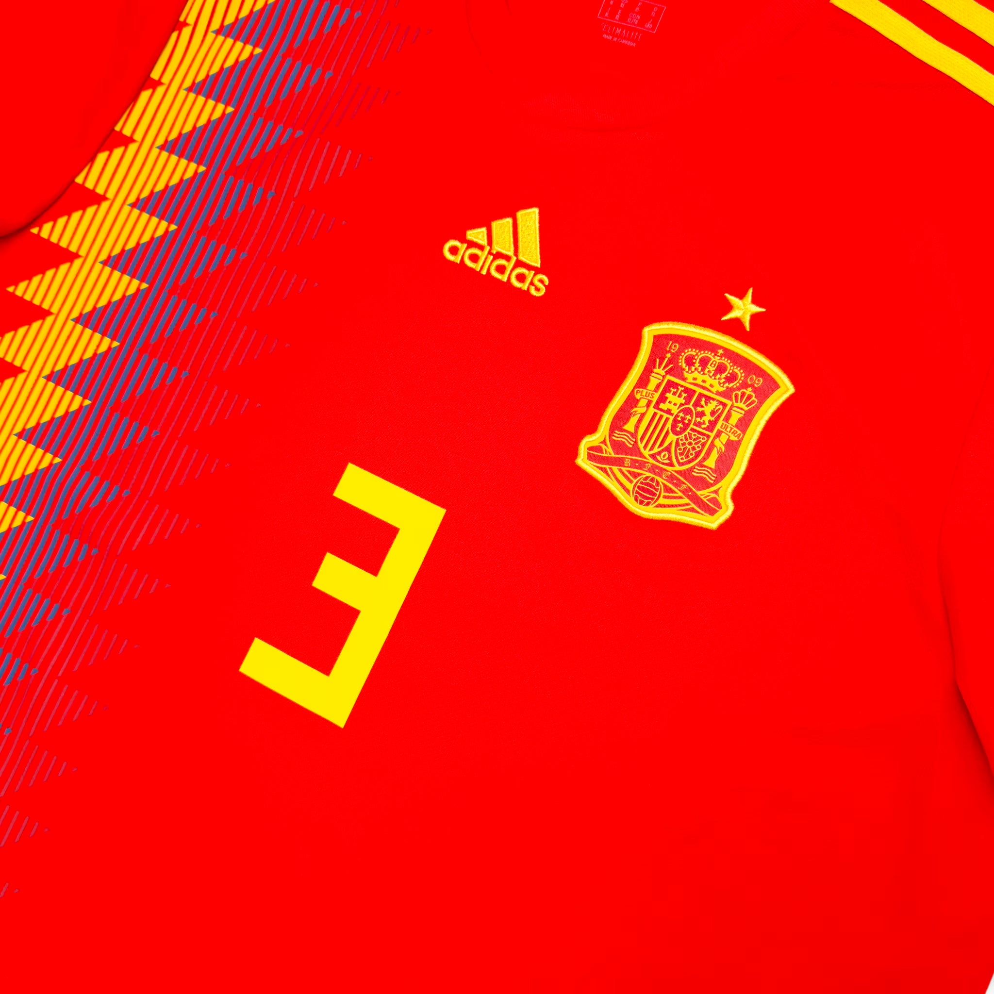 Spanien 2018 Heimtrikot | Piqué #3 | adidas