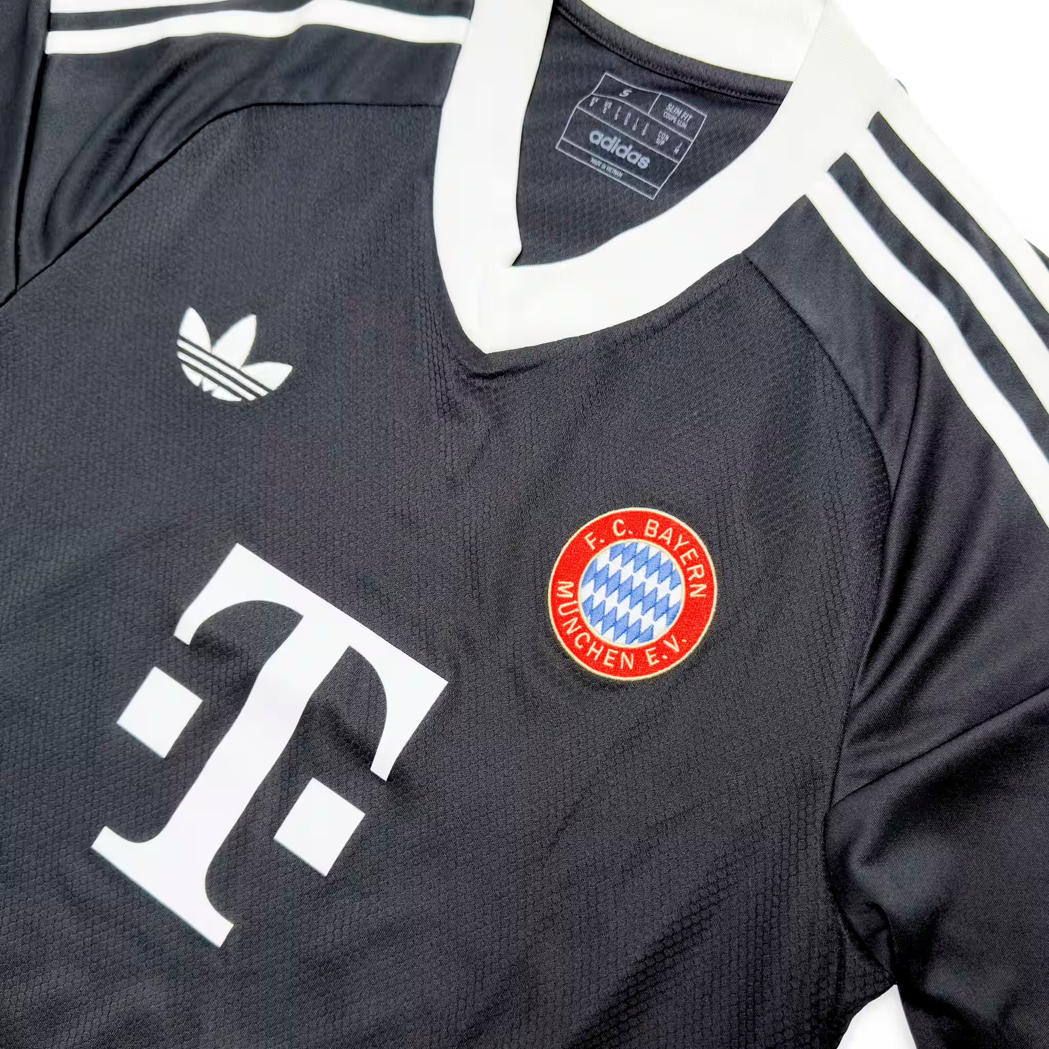 FC Bayern Munich 2024/25 UCL Goalkeeper Shirt | adidas